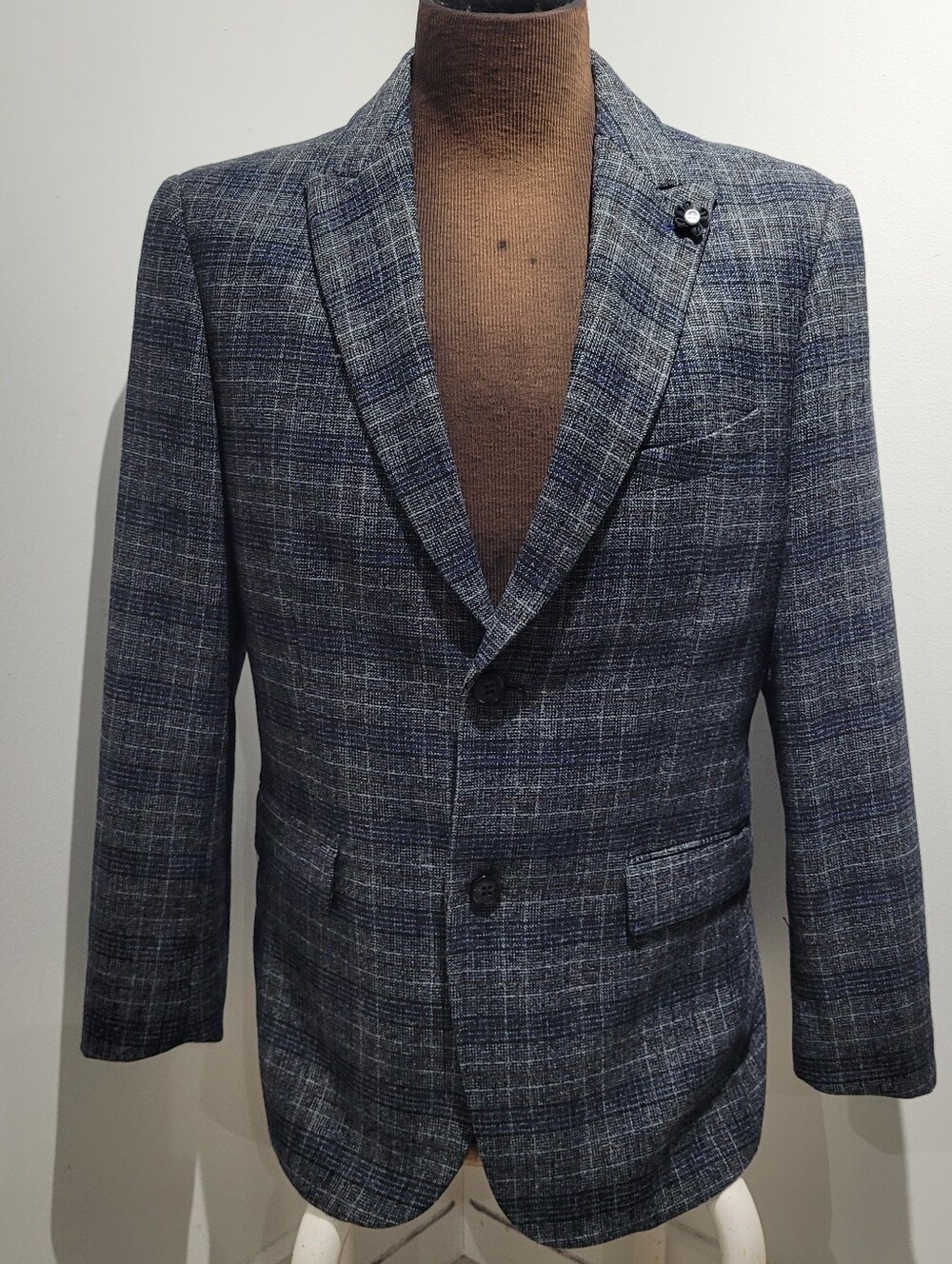 Strauss Men's Blue Plaid Modern Tailored Two-Button Sport Jacket 40R Blue